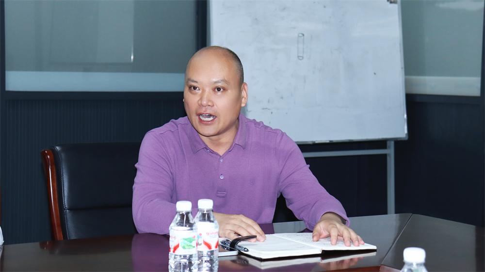 3.日豐智能MES項目啟動會 (領(lǐng)導(dǎo)致辭) (2).jpg